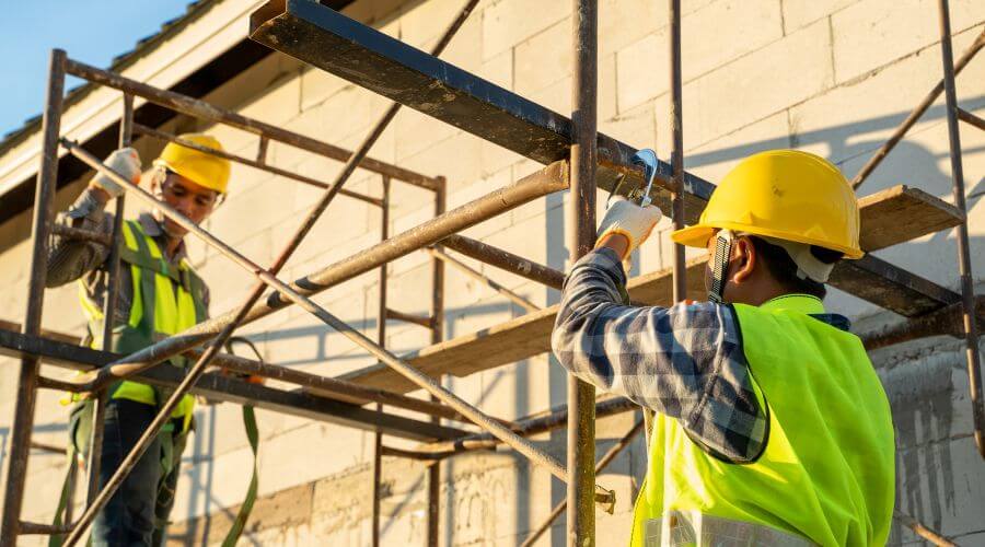 Professional gutter cleaning in Hawesville, KY